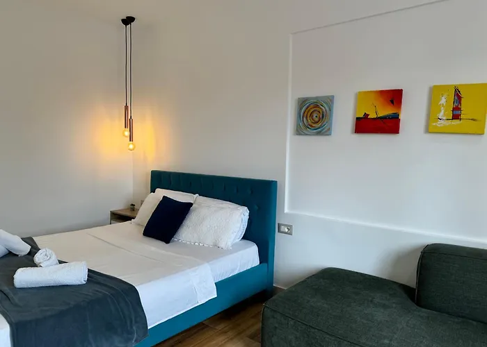 Elegant Апартаменты Тирана